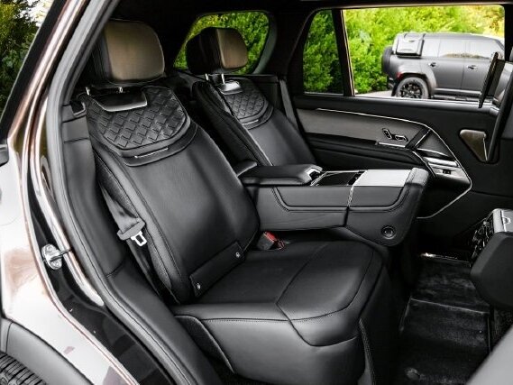 2026 Land Rover Range Rover P615 MHEV Long V, зелёный, 31273020 рублей - вид 7