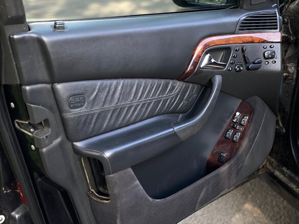 2001 Mercedes-Benz S-Класс 320 Long IV (W220), чёрный - вид 14