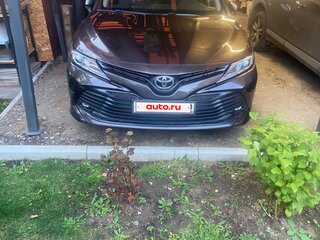 2018 Toyota Camry VIII (XV70), серый, 2590000 рублей, вид 2