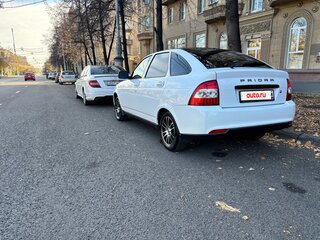 2015 Lada (ВАЗ) Priora I Рестайлинг, белый, 590000 рублей, вид 1