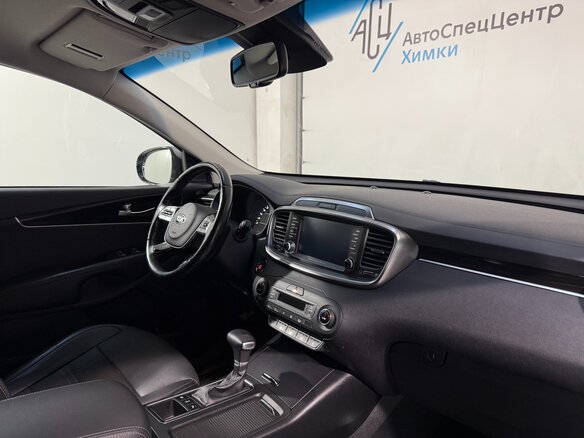 2018 Kia Sorento III Prime Рестайлинг, серый, 2599800 рублей - вид 3