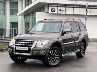 2015 Mitsubishi Pajero IV Рестайлинг 2, коричневый, 2397000 рублей, вид 1