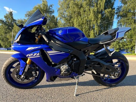 2015 Yamaha YZF-R1, синий, 1250000 рублей, вид 4