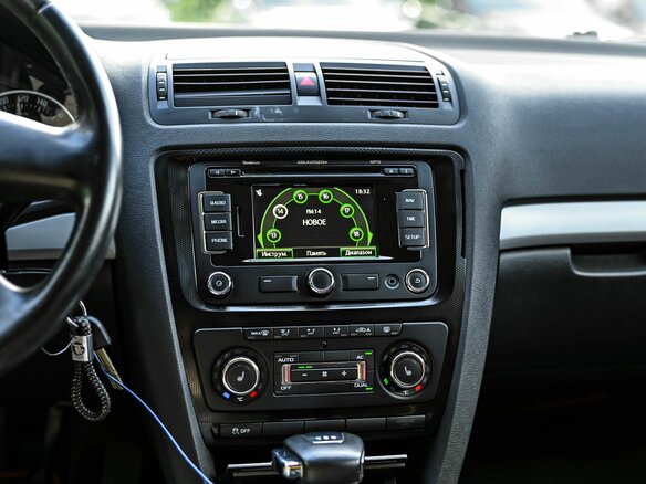 2012 Skoda Octavia II (A5) Рестайлинг, чёрный - вид 7