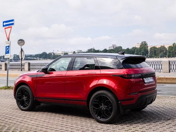 2020 Land Rover Range Rover Evoque II, красный, 4550000 рублей - вид 3
