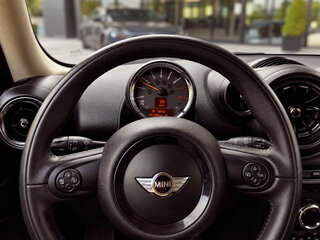 2016 Mini Countryman Cooper I, коричневый, 1600000 рублей, вид 2