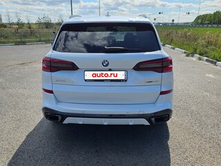 2021 BMW X5 40i IV (G05/G18), белый, 6700000 рублей, вид 3