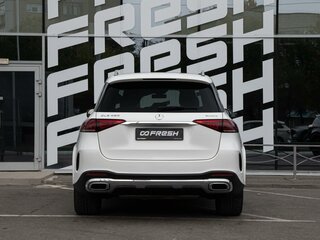 2019 Mercedes-Benz GLE 450 II (V167), белый, 6450000 рублей, вид 4