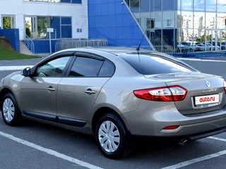 2011 Renault Fluence I, бежевый, 660000 рублей, вид 4