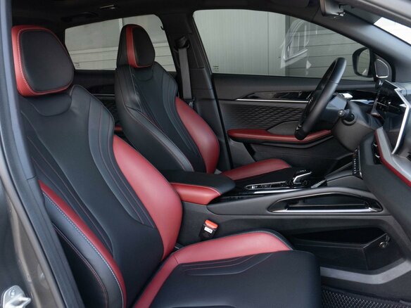 2024 Geely Binyue I Рестайлинг 2, серый, 2315000 рублей - вид 12