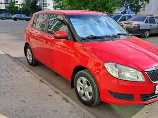2014 Skoda Fabia II Рестайлинг, красный, 670000 рублей, вид 2