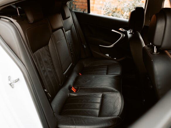 2009 Opel Insignia I, белый, 1100000 рублей - вид 13