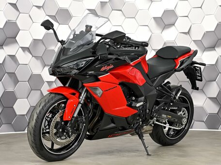 2024 Kawasaki Ninja 1000 SX, красный, 1399000 рублей, вид 2