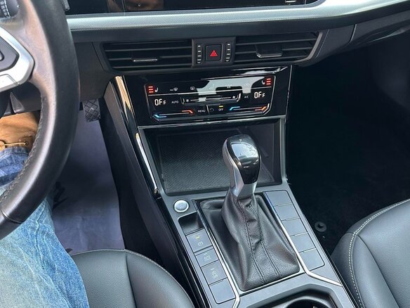 2022 Volkswagen Passat B8 Рестайлинг, чёрный, 1580000 рублей - вид 9