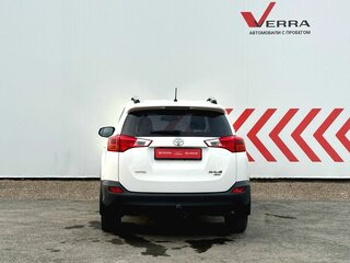 2013 Toyota RAV4 IV (XA40), белый, 1650000 рублей, вид 5