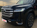 2023 Toyota Land Cruiser 300 Series, чёрный, 11150000 рублей - вид 11