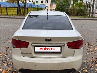 2012 Kia Cerato 6-speed II, белый, 550000 рублей, вид 3
