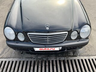 2000 Mercedes-Benz E-Класс 240 II (W210, S210) Рестайлинг, чёрный, 600000 рублей, вид 5