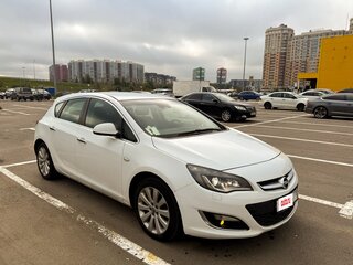 2012 Opel Astra J Рестайлинг, белый, 720000 рублей, вид 2