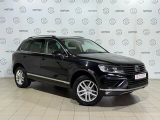 2015 Volkswagen Touareg II Рестайлинг, чёрный, 2650000 рублей, вид 1