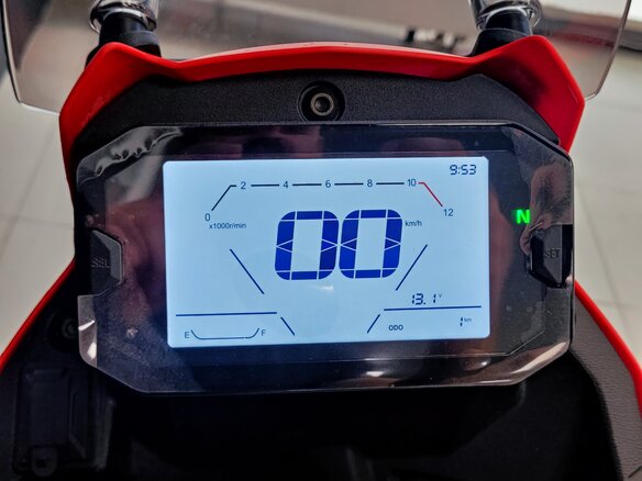 2026 Loncin MS250, красный, 179900 рублей - вид 5