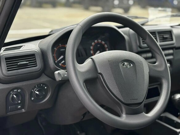 2026 Lada (ВАЗ) Niva Legend I Рестайлинг, зелёный - вид 6