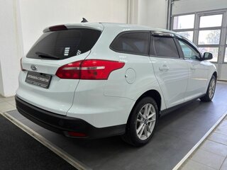 2017 Ford Focus III Рестайлинг, белый, 725000 рублей, вид 4