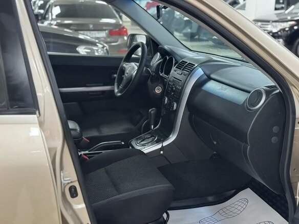 2010 Suzuki Grand Vitara II Рестайлинг, бежевый, 695000 рублей - вид 11