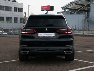 2020 BMW X5 25d IV (G05/G18), чёрный, 5990000 рублей, вид 5