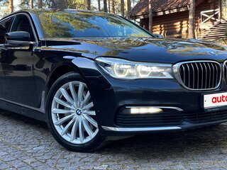 2017 BMW 7 серии Long 730Ld xDrive VI (G11/G12), чёрный, 4020000 рублей, вид 3