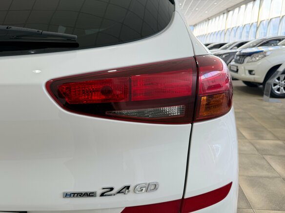 2020 Hyundai Tucson III Рестайлинг, белый, 2700000 рублей - вид 18