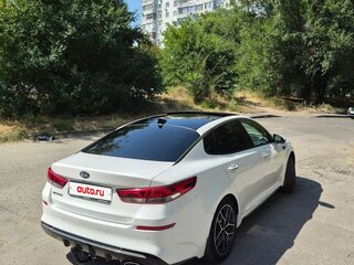 2018 Kia Optima IV Рестайлинг, белый, 2150000 рублей, вид 4