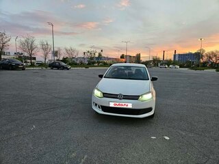 2011 Volkswagen Polo V, белый, 275000 рублей, вид 1