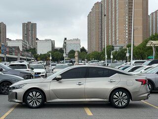 2022 Nissan Altima VI (L34) Рестайлинг, серый, 1800000 рублей, вид 5