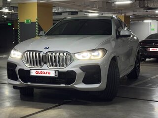 2022 BMW X6 40i III (G06), белый, 8800000 рублей, вид 3