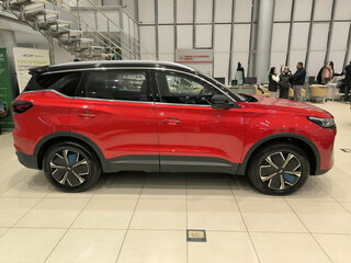 2023 Chery Tiggo 7 Pro Plug-in Hybrid, красный, 2250000 рублей, вид 4