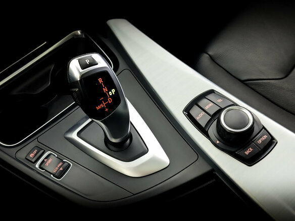 2013 BMW 3 серии 320i xDrive VI (F3x), синий - вид 29