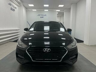 2019 Hyundai Solaris II, чёрный, 1349000 рублей, вид 2