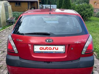 2006 Kia Rio II, красный, 450000 рублей, вид 4