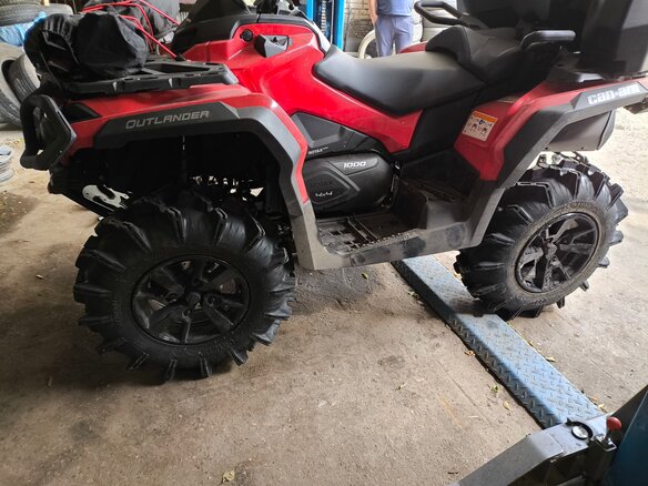 2024 BRP Can-Am Outlander XT 1000R, красный, 2250000 рублей - вид 6