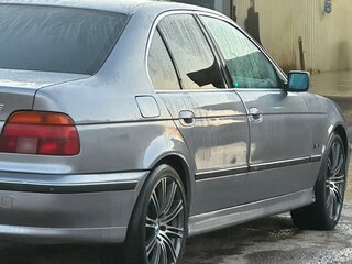 1996 BMW 5 серии 528i IV (E39), белый, 650000 рублей, вид 3