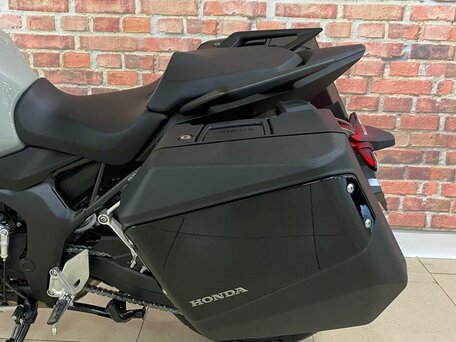 2026 Honda CB 1000GT, серый, 2187000 рублей, вид 5