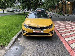 2019 Kia Optima IV Рестайлинг, жёлтый, 1300000 рублей, вид 1