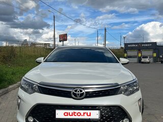 2017 Toyota Camry US Market VII (XV50) Рестайлинг, белый, 2000000 рублей, вид 2