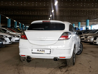 2007 Opel Astra GTC H Рестайлинг, белый, 480000 рублей, вид 3