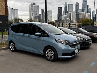 2020 Honda Freed II Рестайлинг, серый, 1500000 рублей, вид 1
