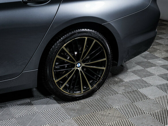2018 BMW 5 серии 520i VII (G30/G31/G38), серый, 2899000 рублей - вид 14