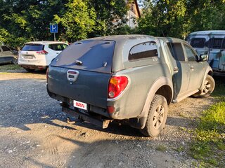 2008 Mitsubishi L200 IV, зелёный, 900000 рублей, вид 2