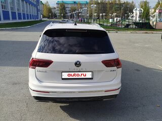 2020 Volkswagen Tiguan II Рестайлинг, белый, 2750000 рублей, вид 5