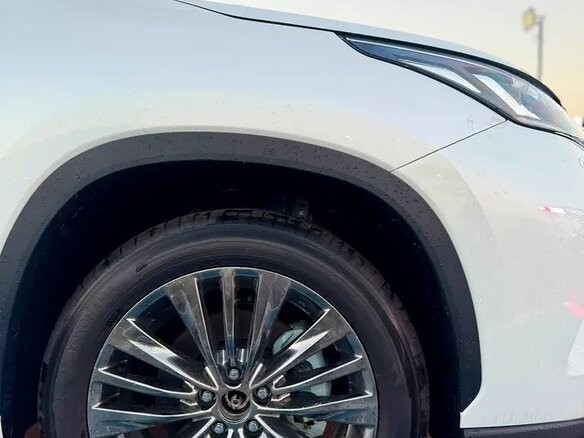 2026 Toyota Highlander IV (XU70), белый - вид 6